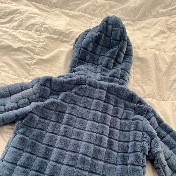 Blue Puffer Jacket - Picture 4 of 7